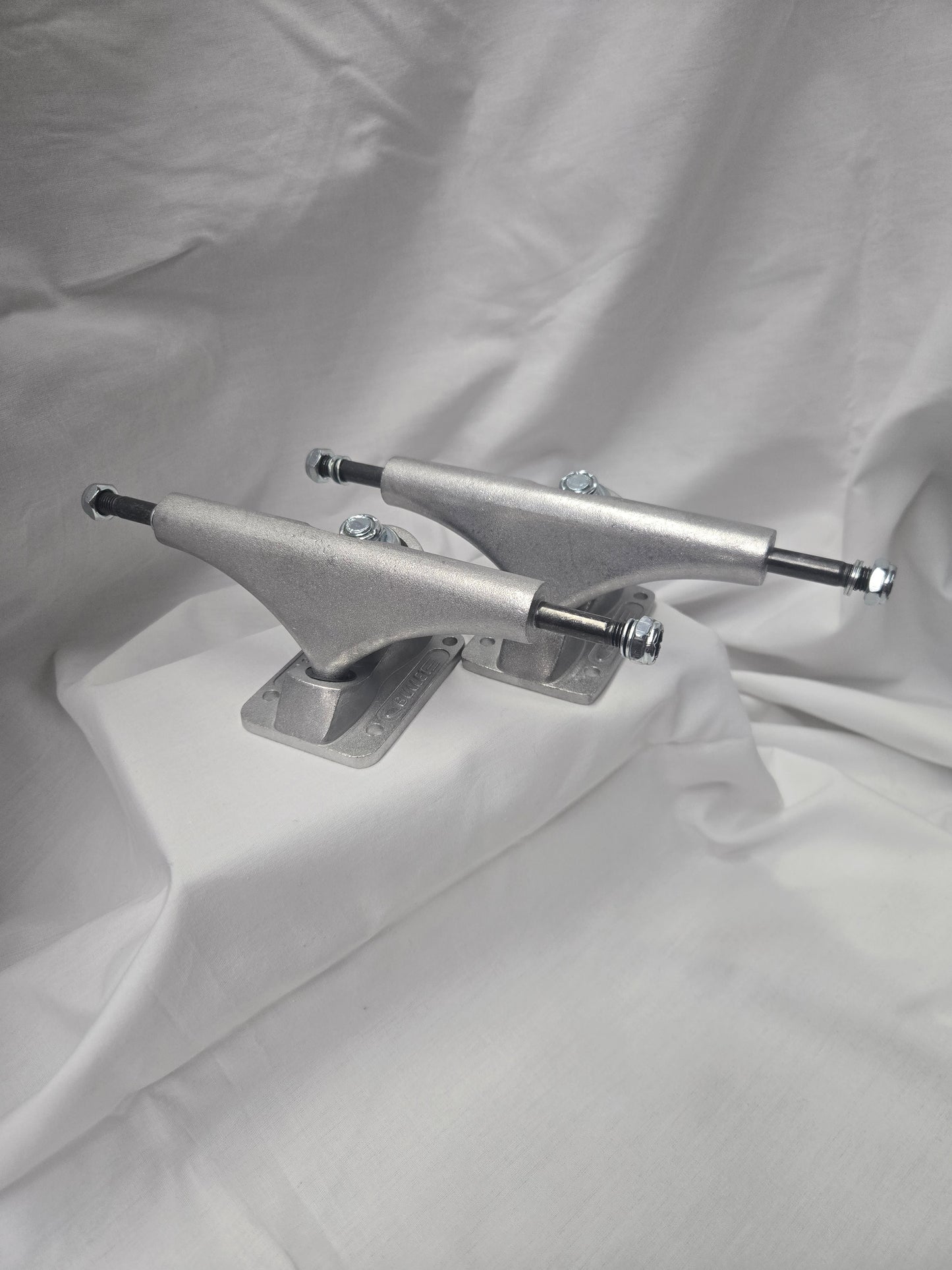 Bullet Skateboard Trucks