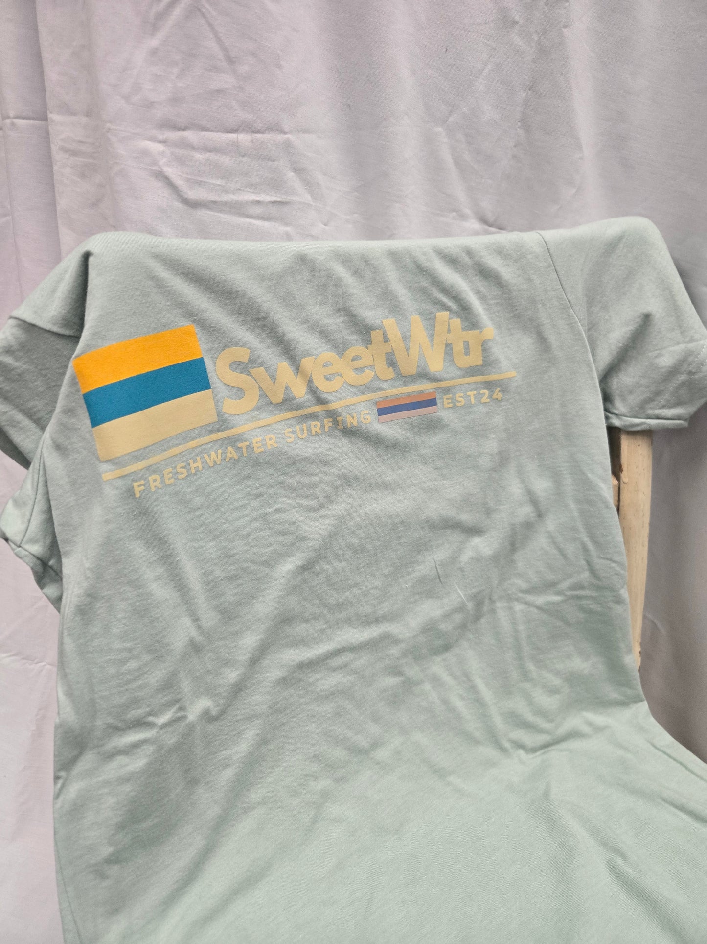 Sweetwtr Surf Tshirt - GREAT LAKES ORIGINAL