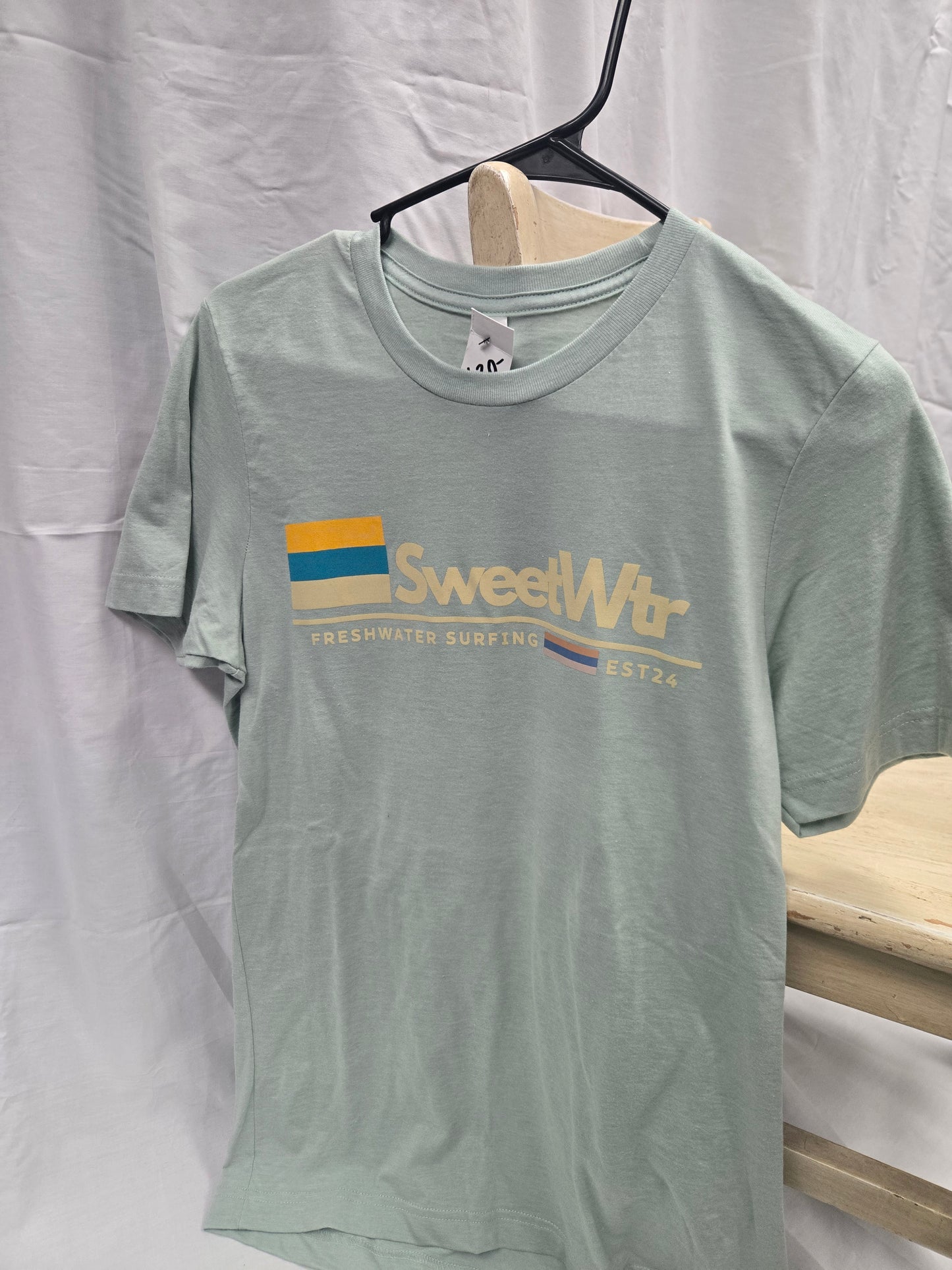 Sweetwtr Surf Tshirt - GREAT LAKES ORIGINAL