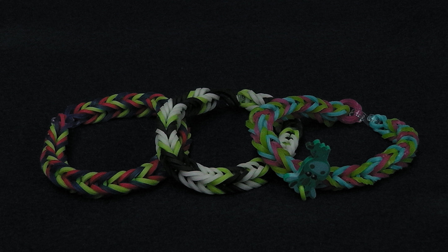 Hand Made Bracelet Set 08